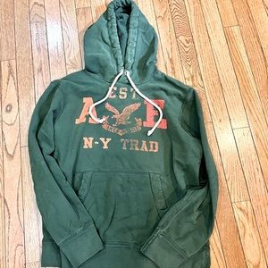 Men’s American Eagle Green Hooded Sweatshirt, Large